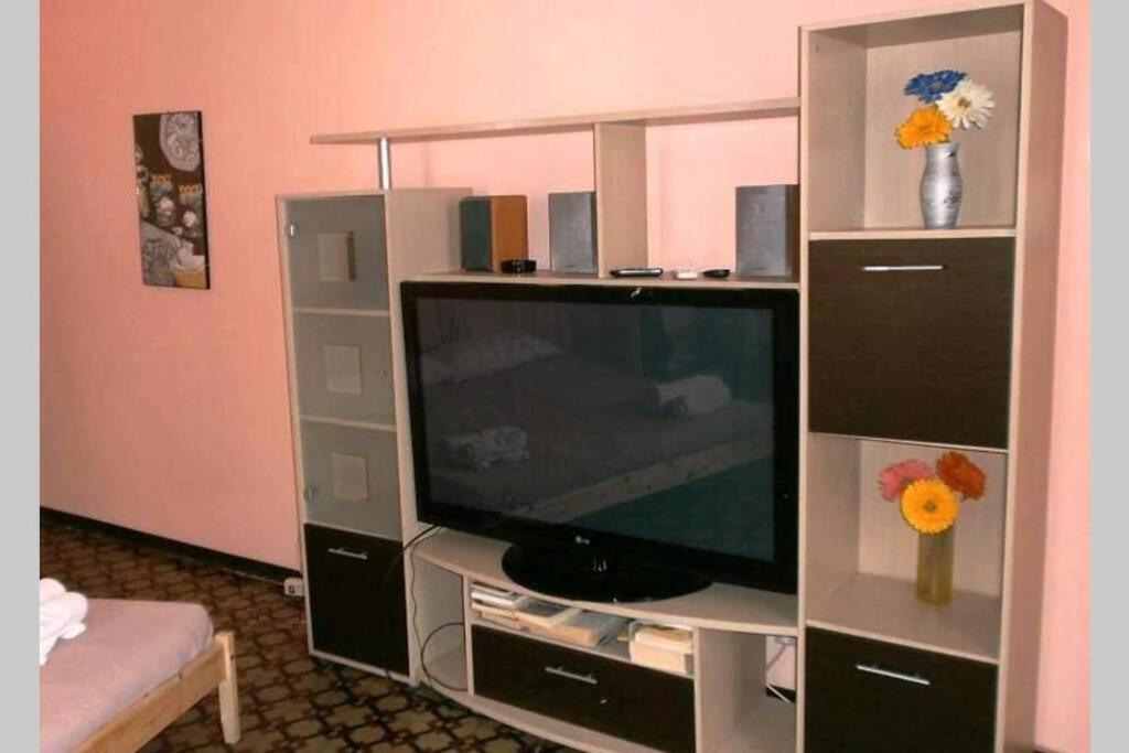 Three Rooms Near Central Station Катания Екстериор снимка